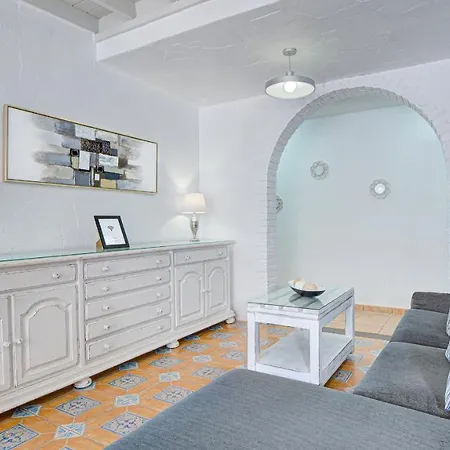 Maday Vila Corralejo